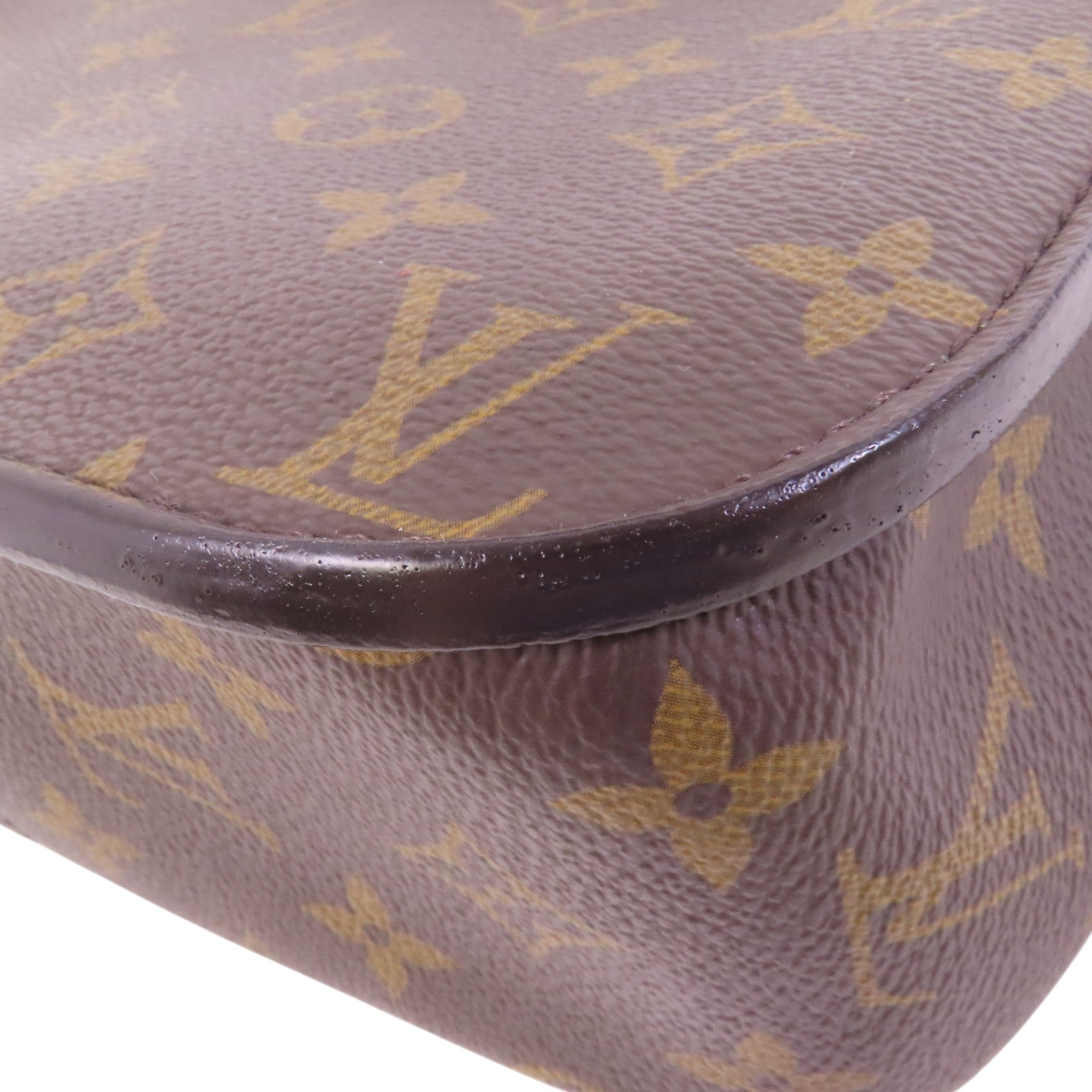 LOUIS VUITTON Monogram Passy銀扣鏈帶肩背袋