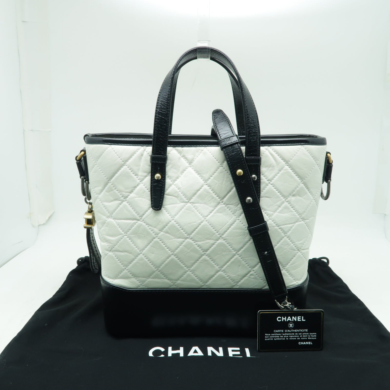 CHANEL 【均一特價】菱格牛皮皮革Gabrielle Tote金扣/銀扣手挽肩背兩用袋白色/黑色