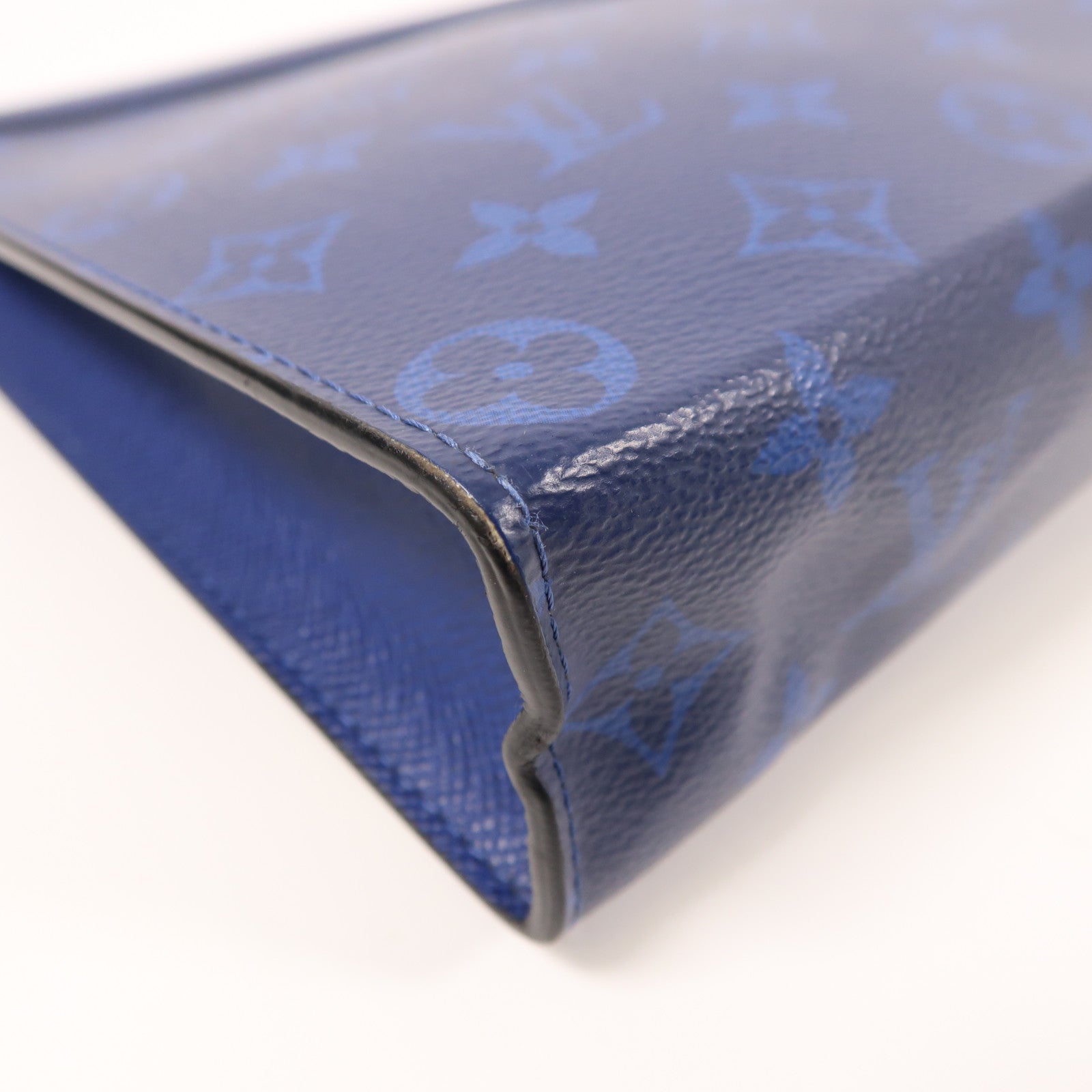 LOUIS VUITTON Taigarama Pochette Vogage MM銀扣手拿包