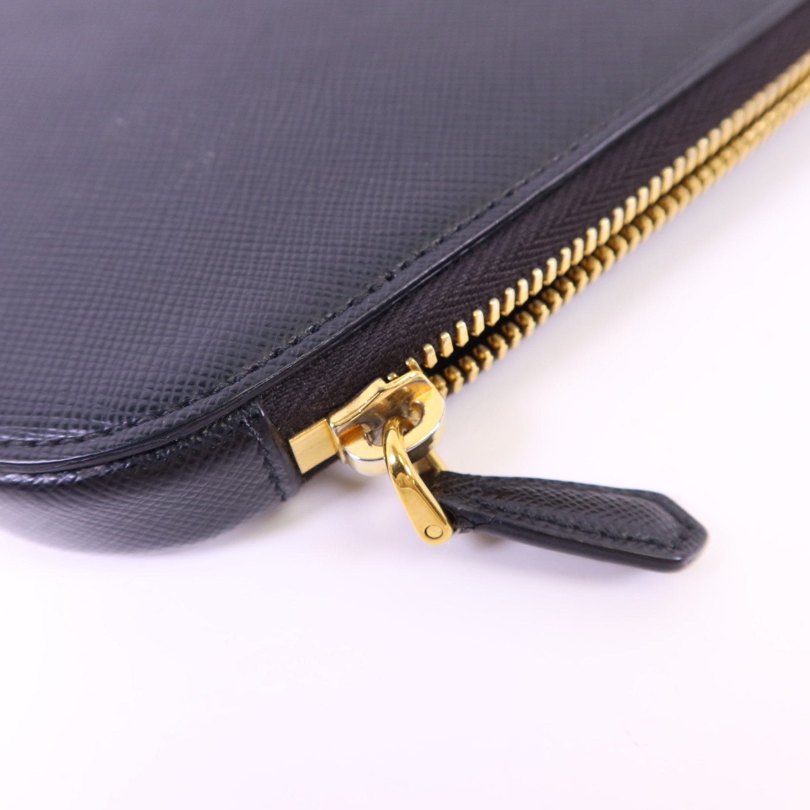PRADA 牛皮皮革Saffiano Phone Case金扣手挽袋