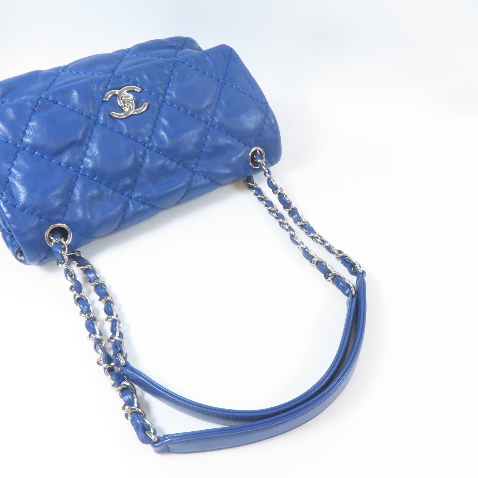 CHANEL 菱格牛皮皮革Flap Bag銀扣鏈帶肩背袋藍色