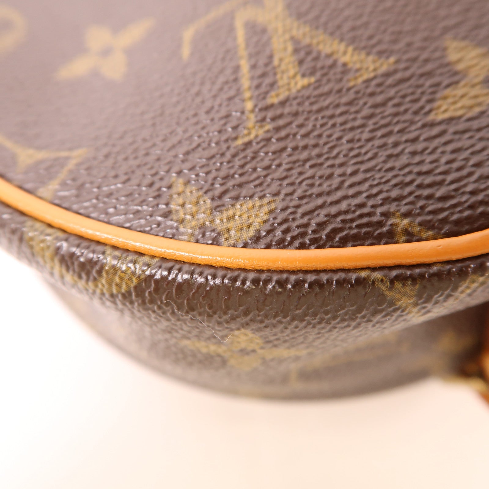 LOUIS VUITTON Monogram Tambourin金扣肩背袋