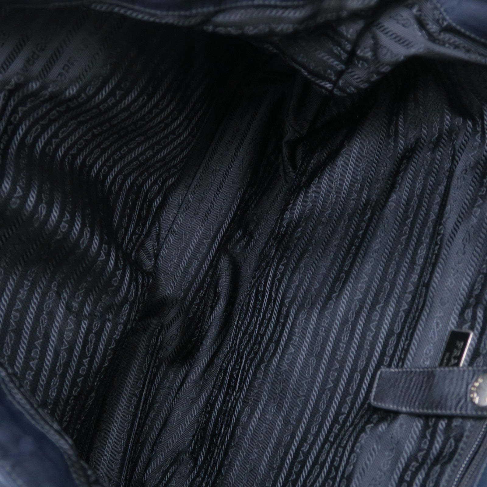 PRADA 【激減優惠】尼龍Shoulder Bag銀扣肩背袋深藍色