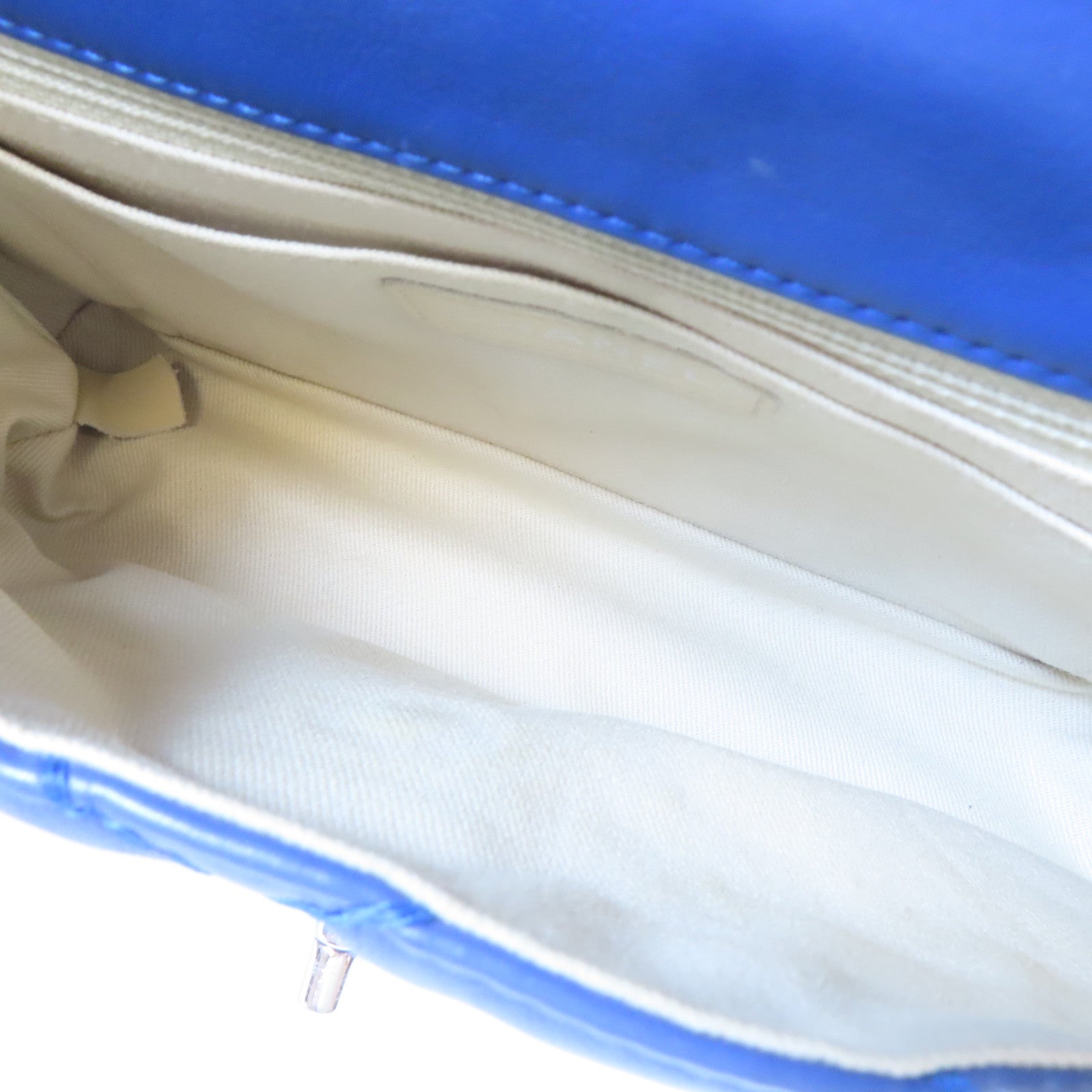 CHANEL 菱格牛皮皮革Flap Bag銀扣鏈帶肩背袋藍色