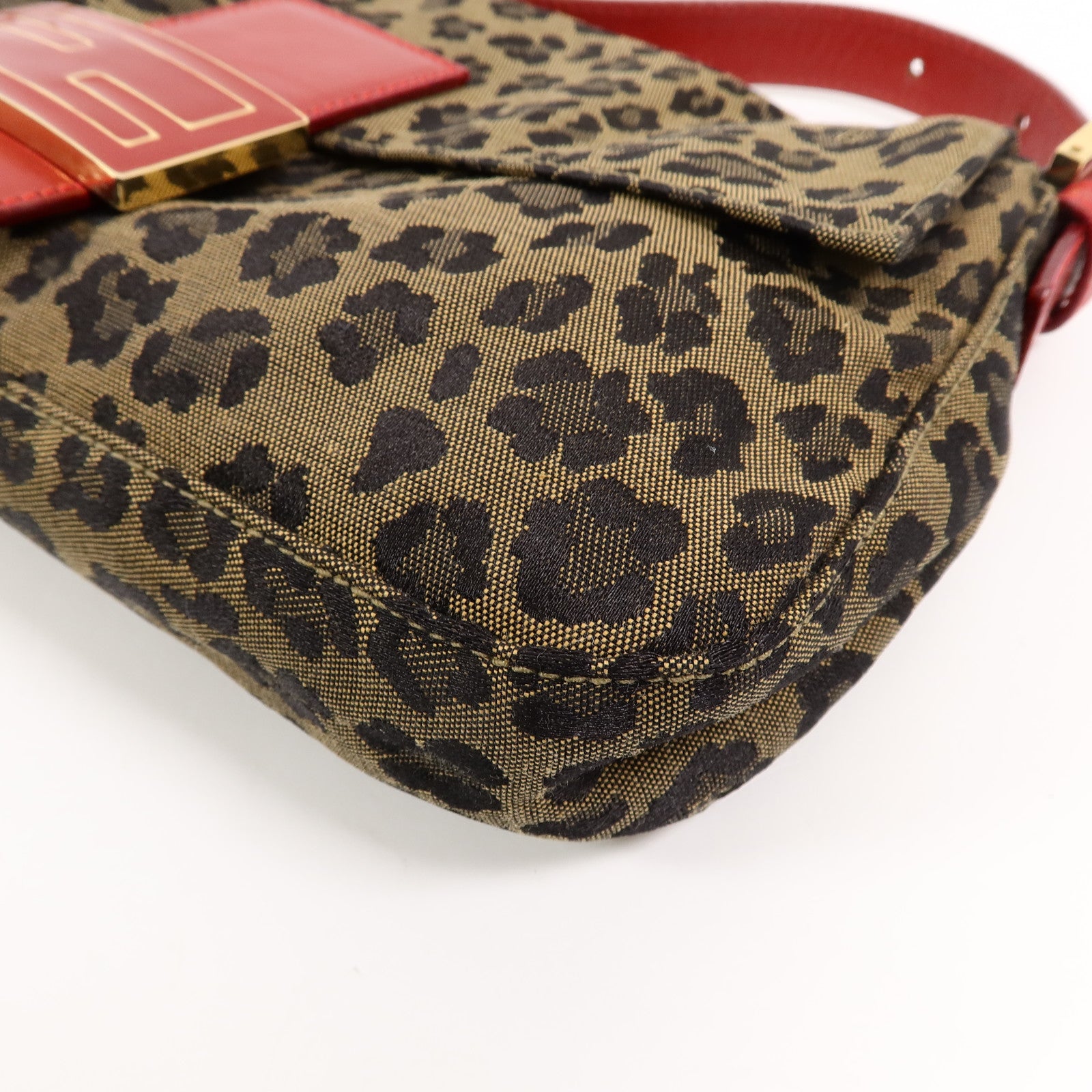 FENDI 帆布Leopard Baguette肩背袋
