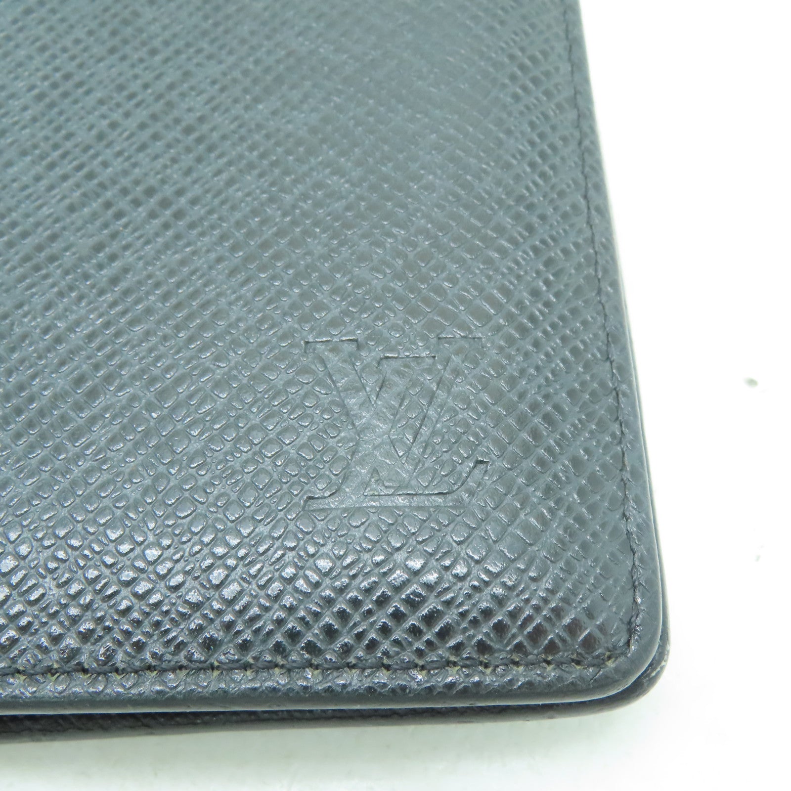 LOUIS VUITTON 【激減優惠】Taiga Brazza Wallet銀扣長錢包黑色