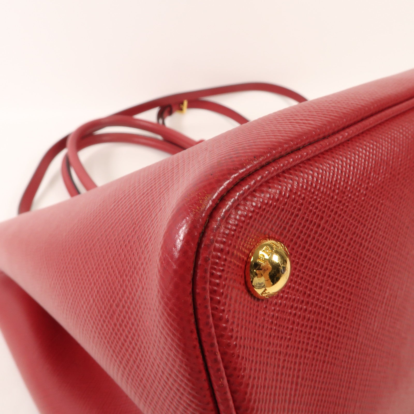 PRADA Saffiano皮革金扣手挽肩背兩用袋