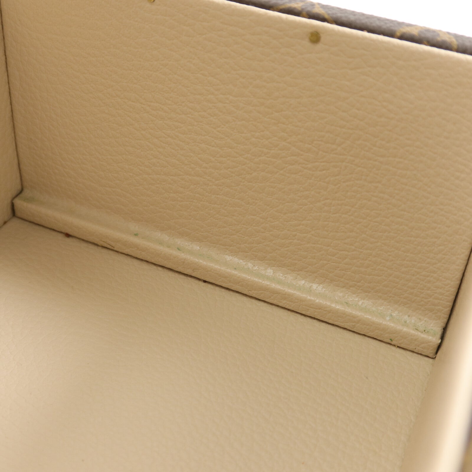 LOUIS VUITTON Monogram Malle Fleurs Travel Case