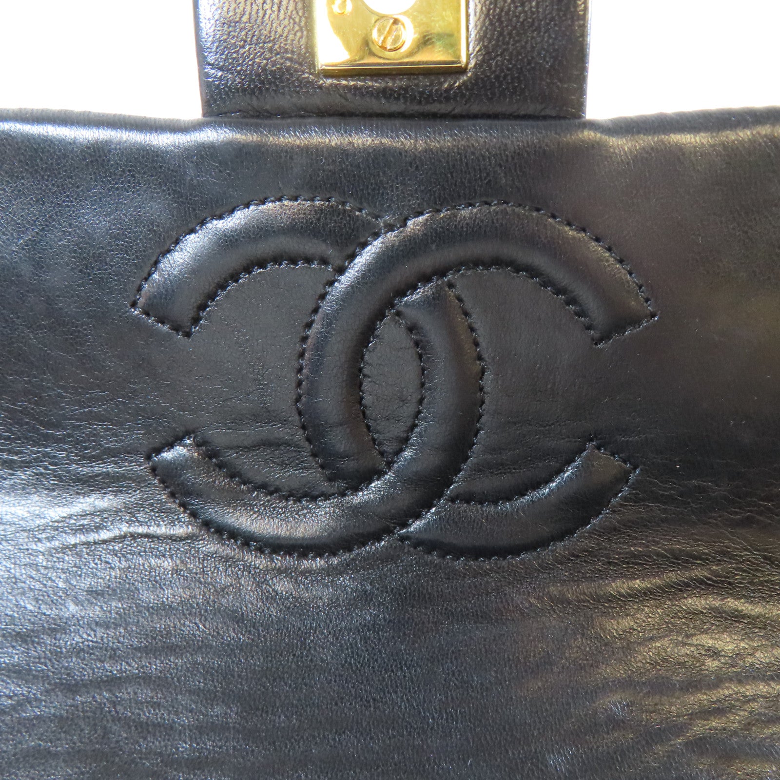 CHANEL 菱格羊皮皮革Vintage Chain Shoulder金扣鏈帶肩背袋黑色