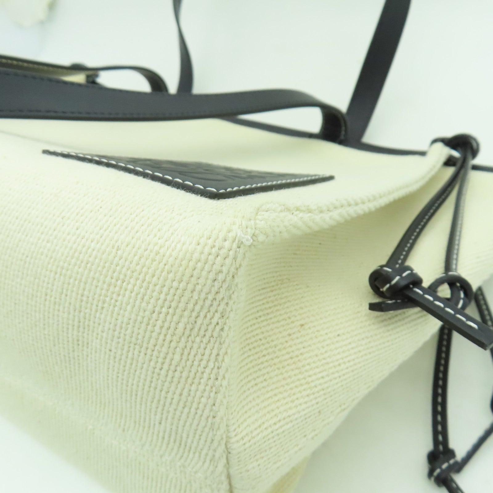 LOEWE 【清倉大減價】帆布Cushion Tote Bag肩背袋米色/黑色