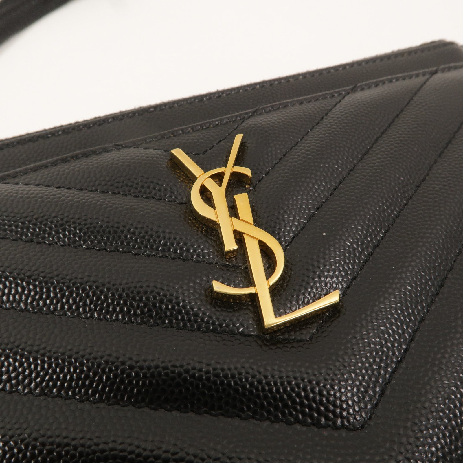 YVES SAINT LAURENT 牛皮皮革Cassandre Matelasse Pouch手拿包