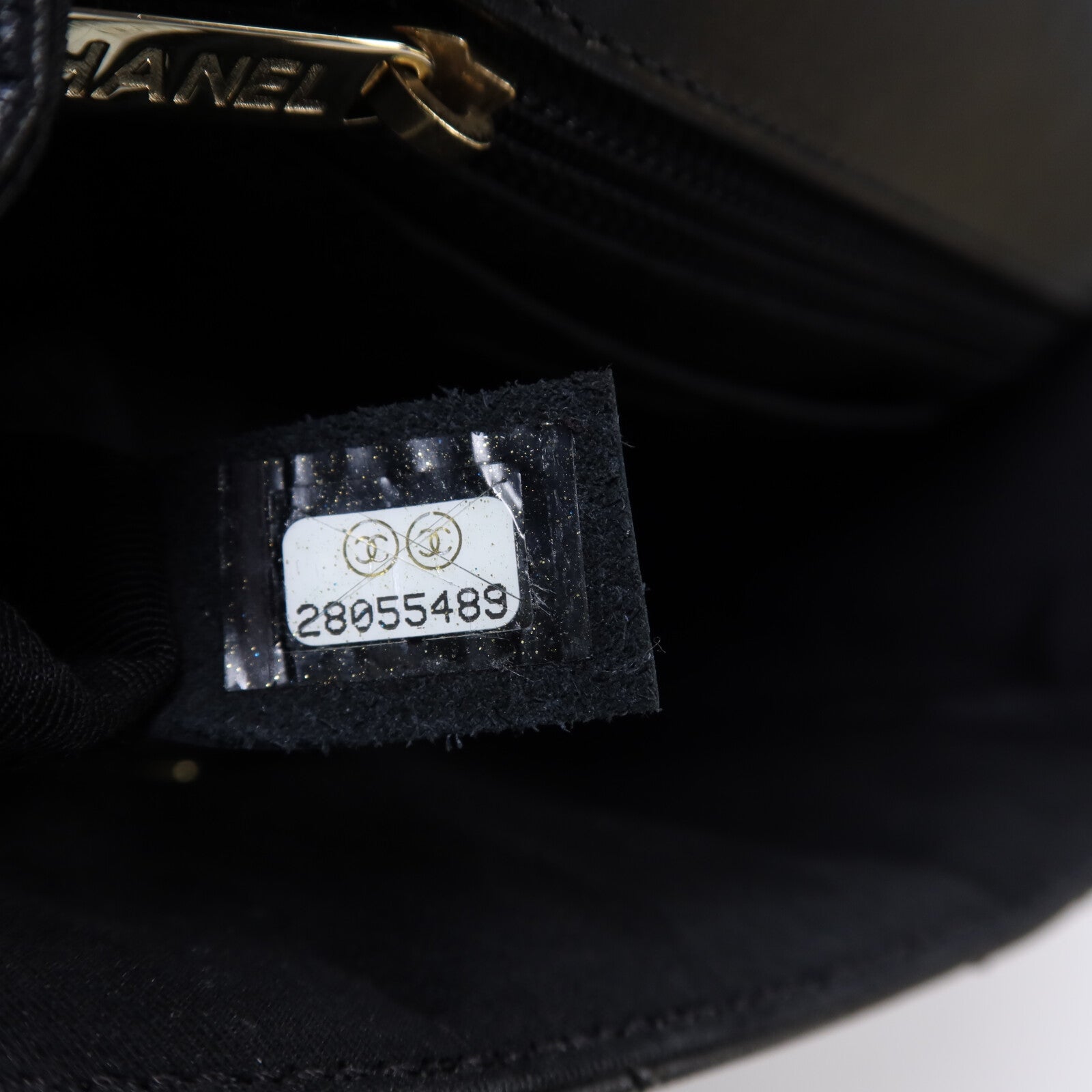 CHANEL 牛皮皮革Chain Shoulder金扣鏈帶肩背袋