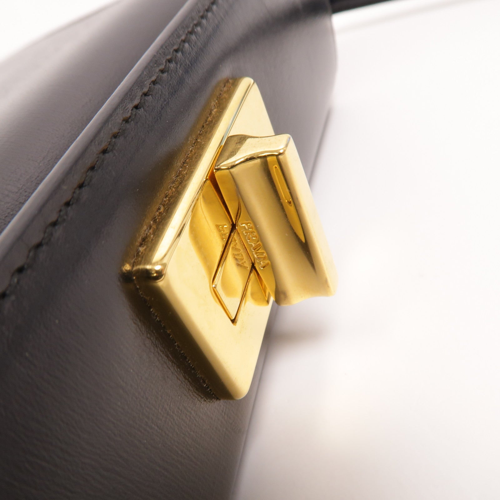 PRADA 牛皮皮革Shoulder Bag肩背袋