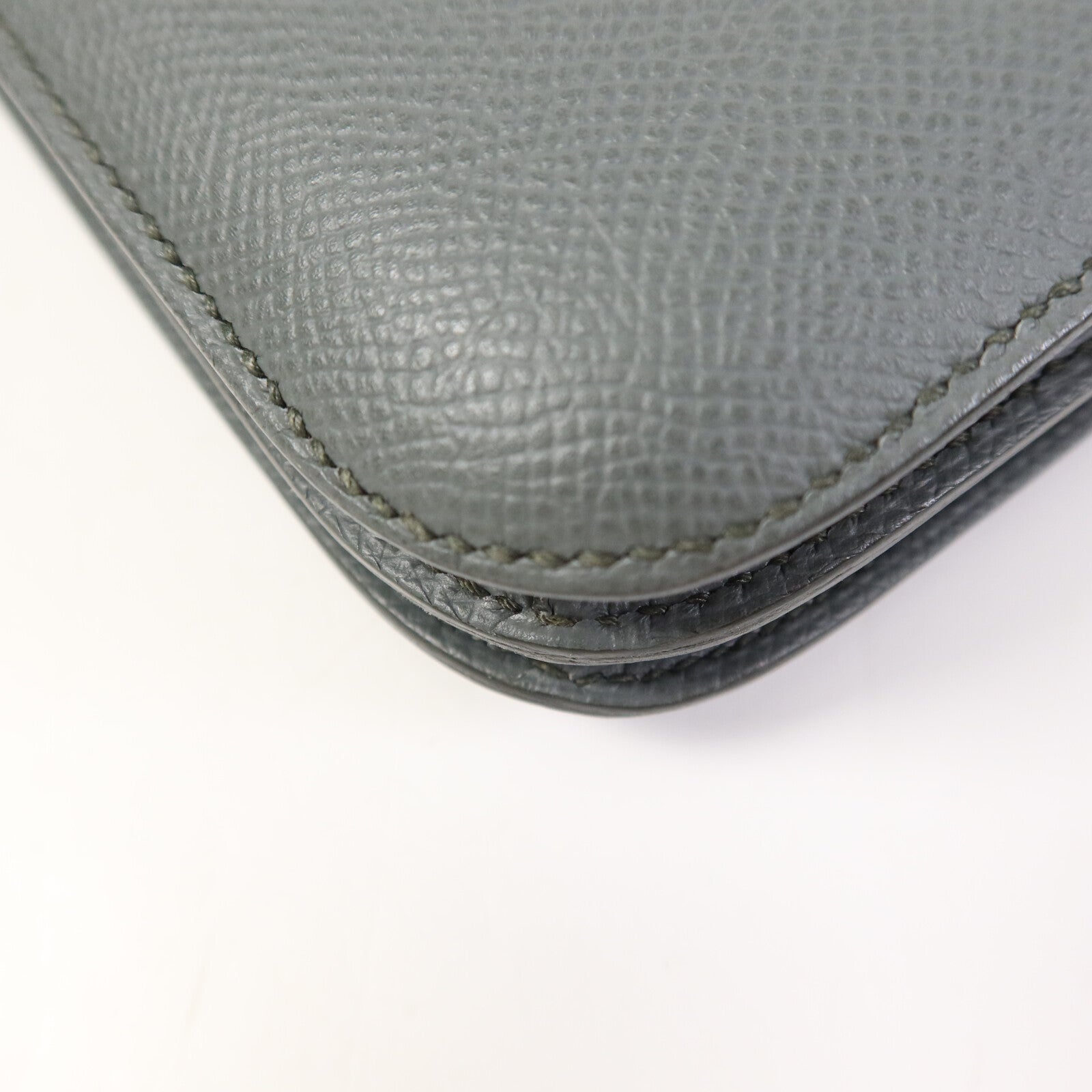 HERMES Epsom皮革Constance Mini金扣肩背袋Bleu Orage