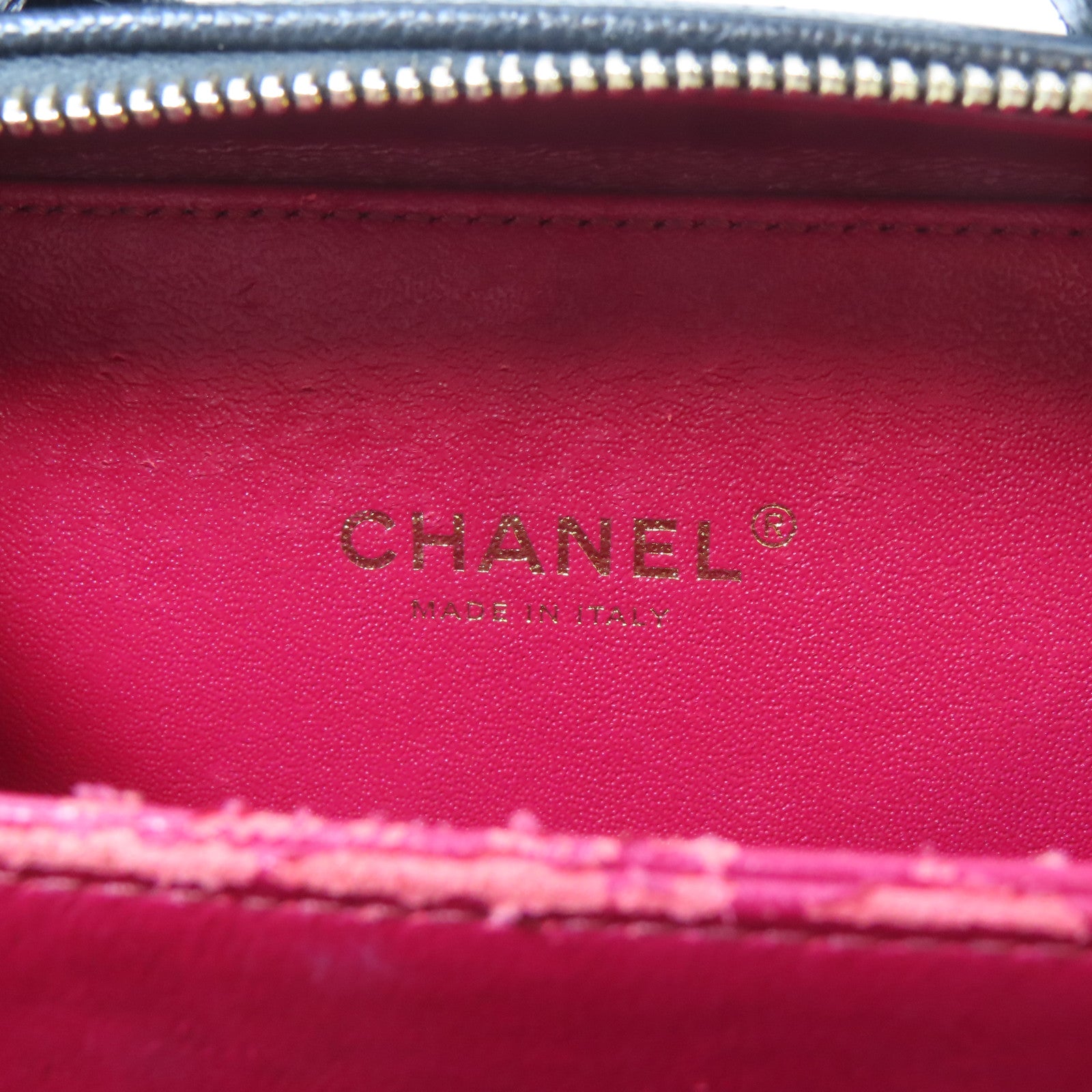 CHANEL 【激減優惠】菱格牛皮皮革Vanity Case金扣手挽肩背兩用袋黑色