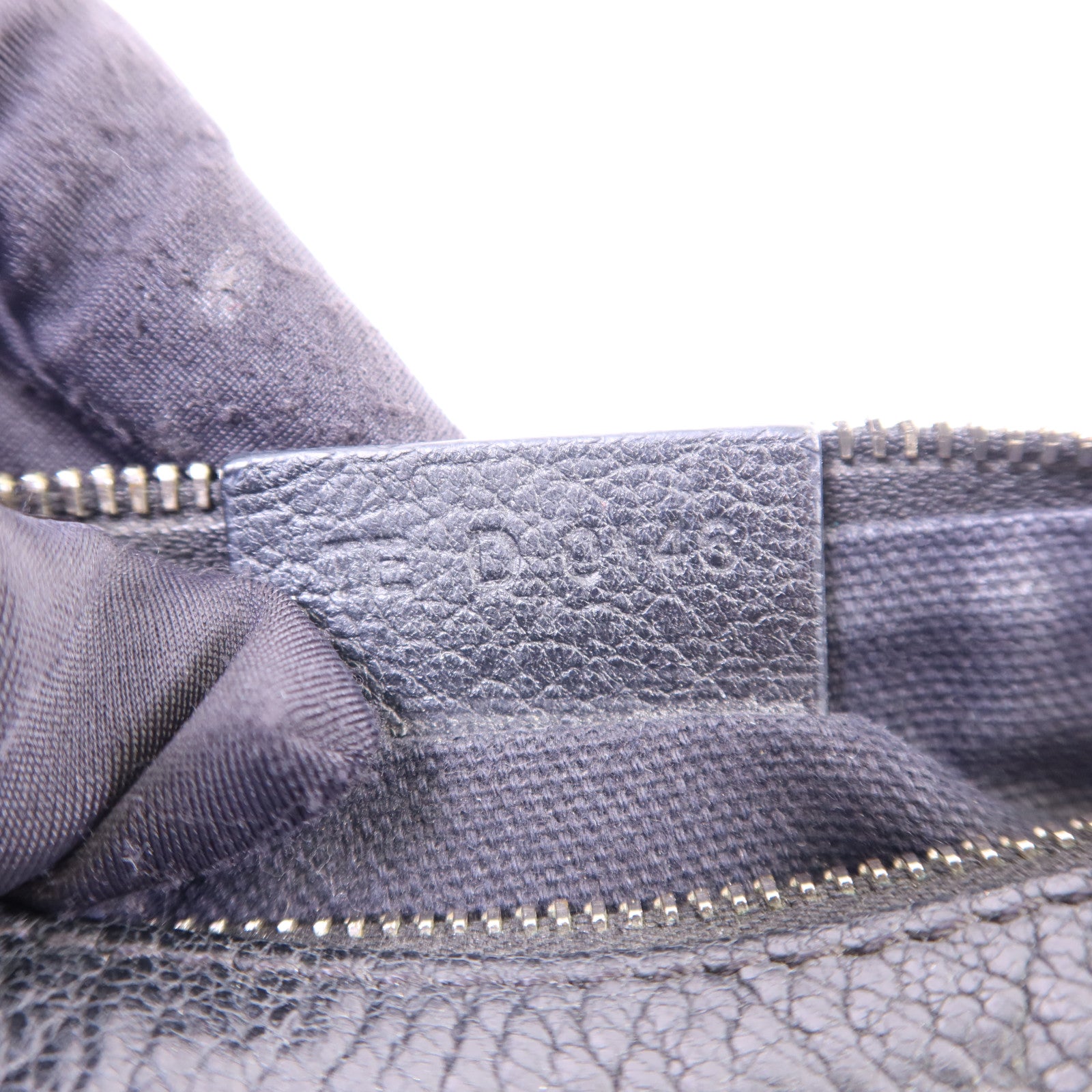 GIVENCHY 牛皮皮革Pandora Mini銀扣鏈帶肩背袋