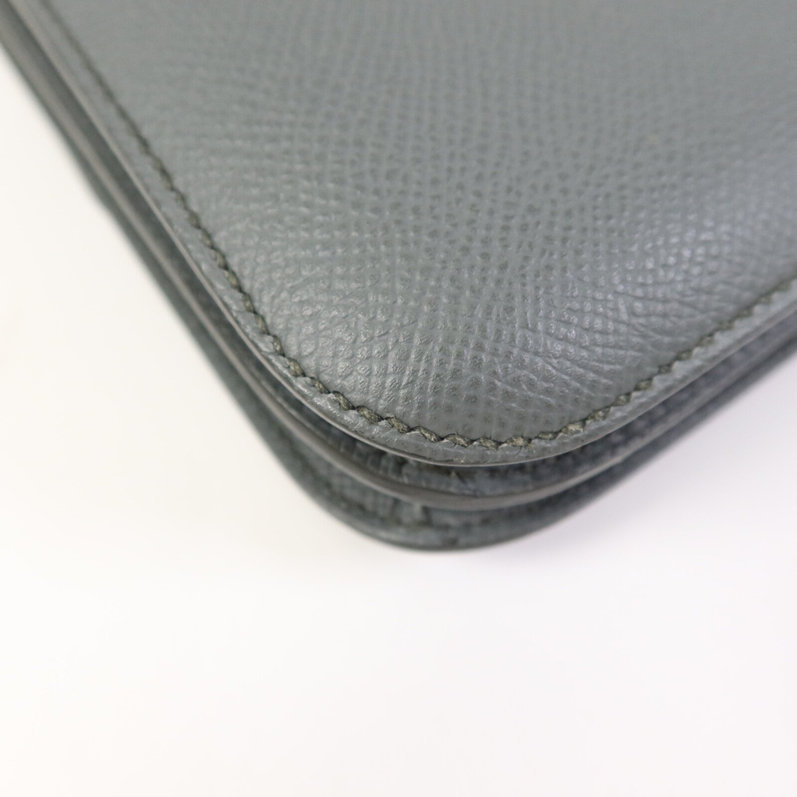 HERMES Epsom皮革Constance Mini金扣肩背袋Bleu Orage