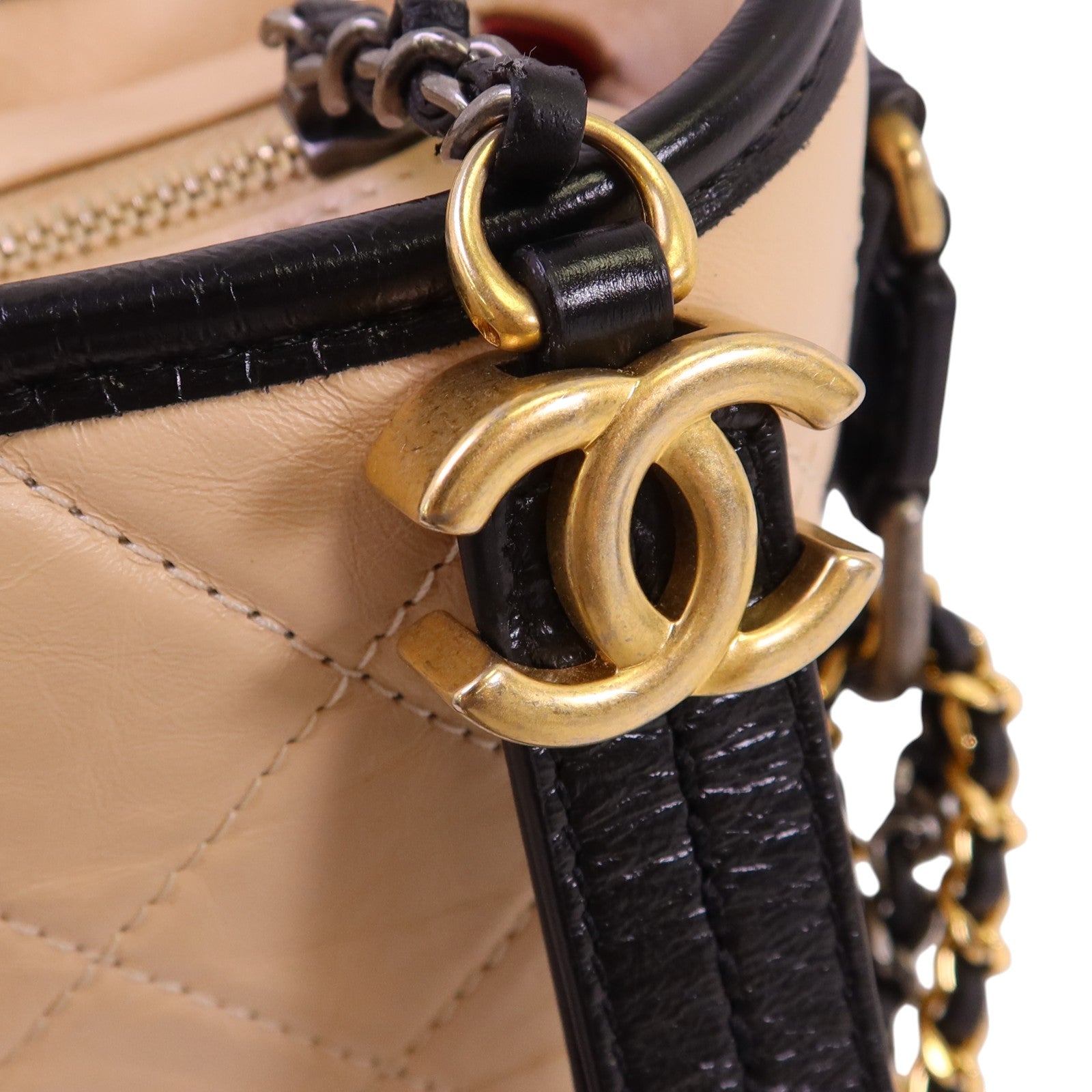 CHANEL 牛皮皮革Gabrielle Small金扣鏈帶肩背袋