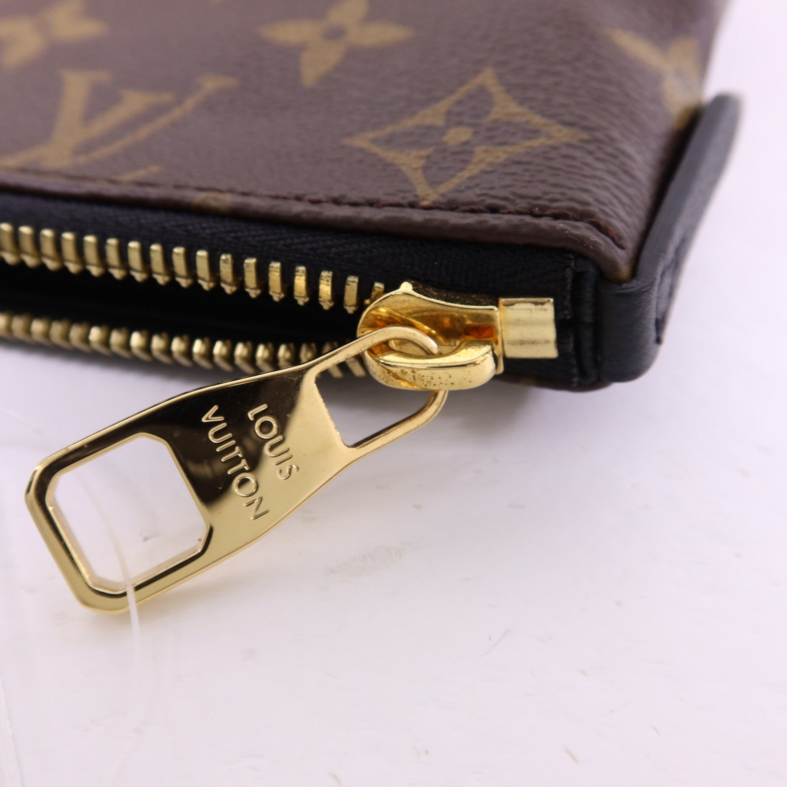 LOUIS VUITTON Monogram Pallas Beauty Case Pouch金扣小袋