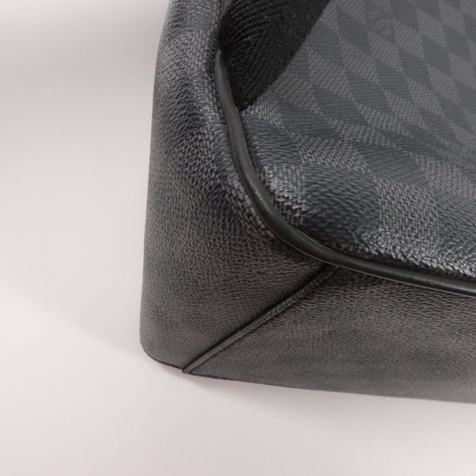 LOUIS VUITTON Damier Graphite Josh x Christopher Nemeth Backpack背包
