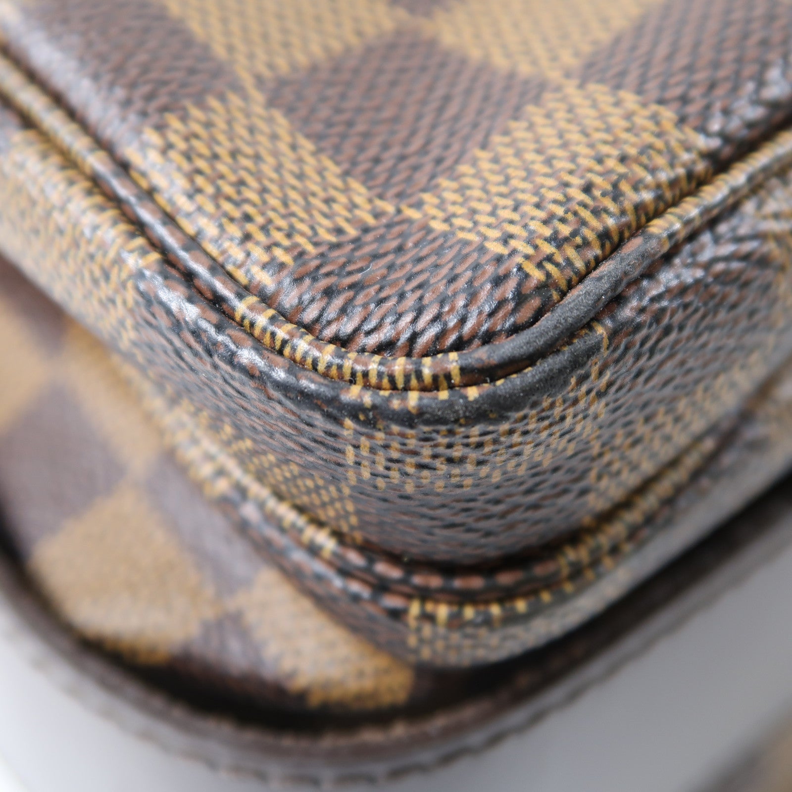LOUIS VUITTON Damier Naviglio金扣肩背袋啡色