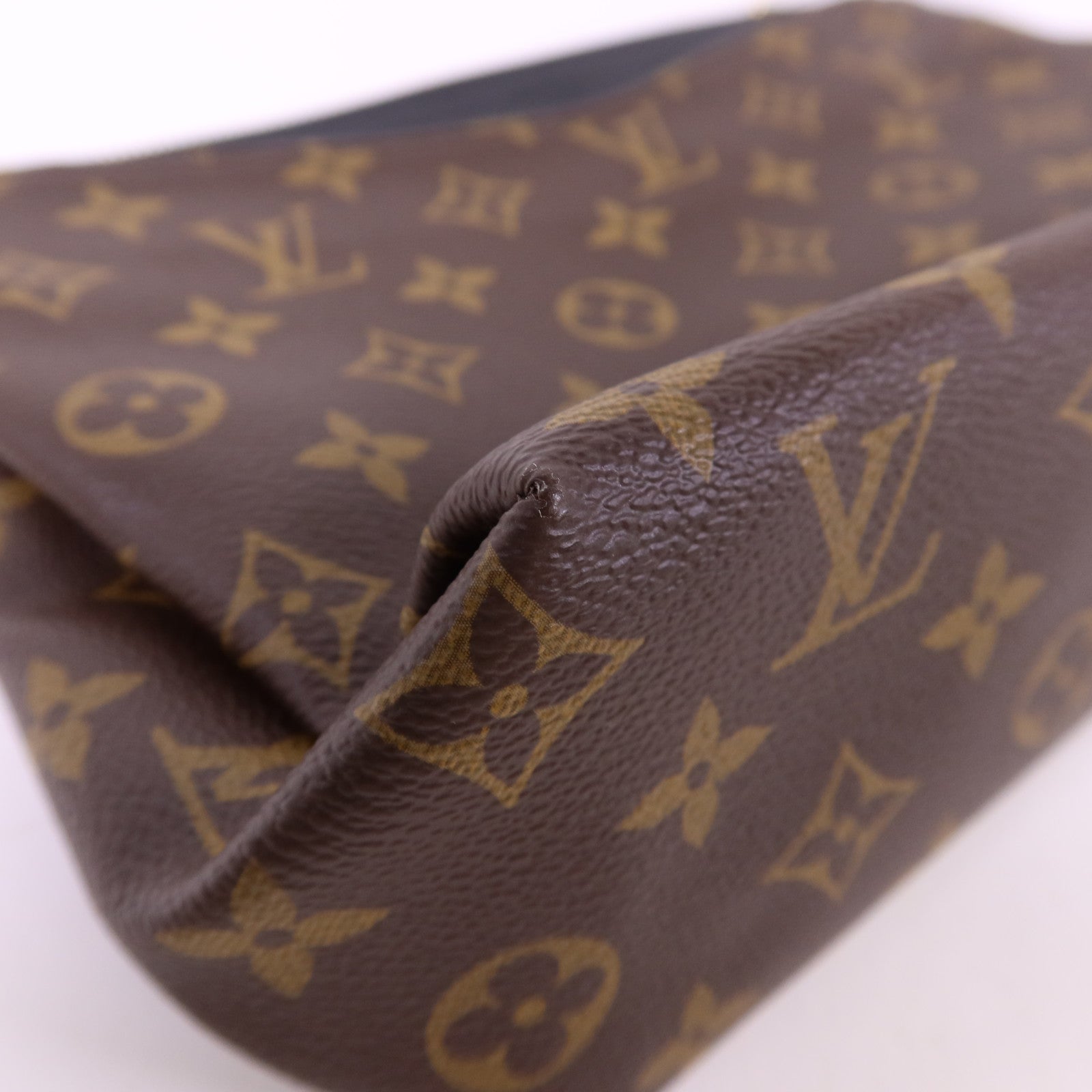 LOUIS VUITTON Monogram Pallas Beauty Case Pouch金扣小袋