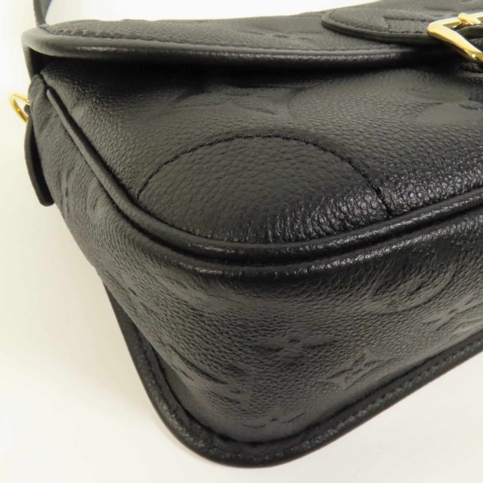 LOUIS VUITTON Monogram Empreinte Diane金扣肩背袋