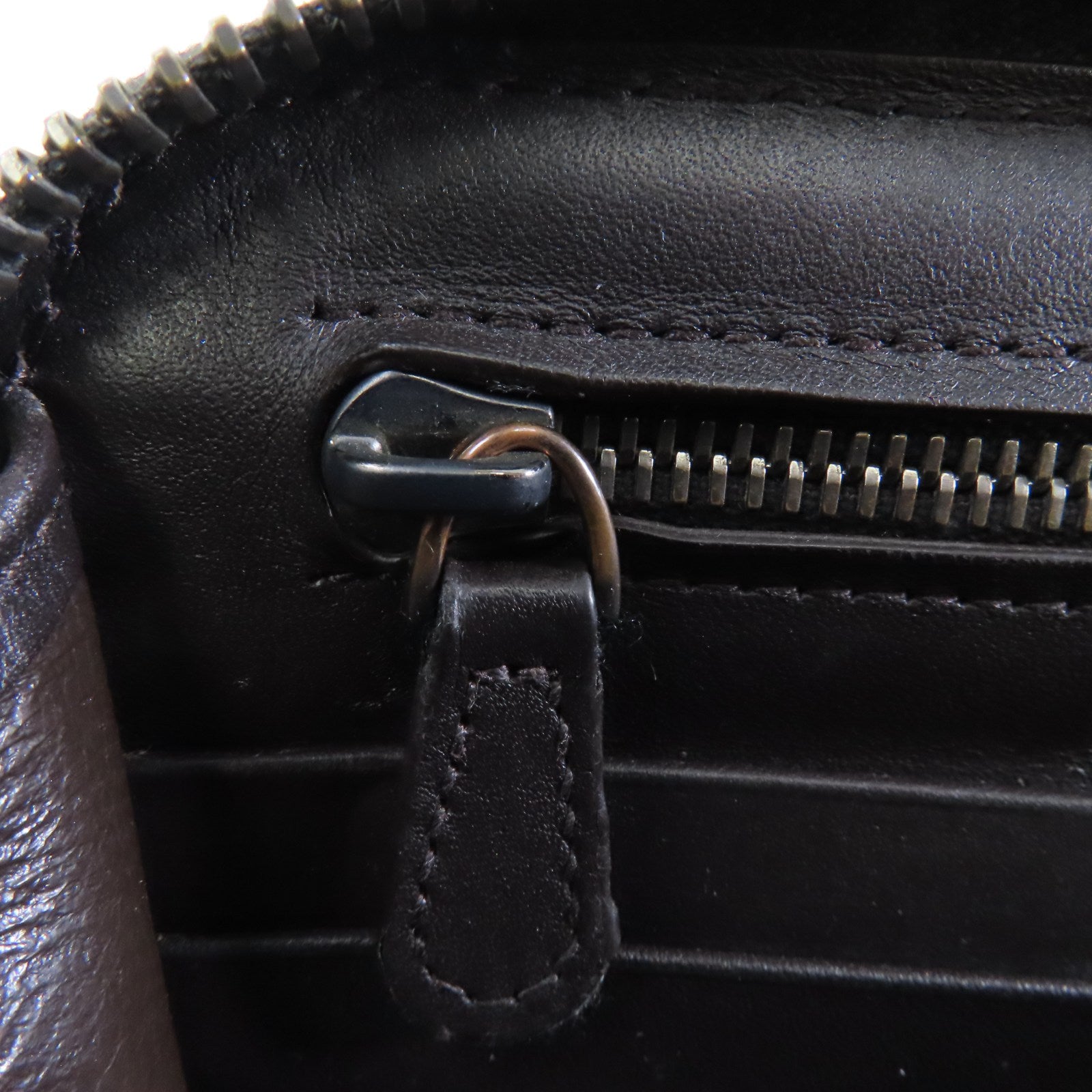 BOTTEGA VENETA 織紋牛皮皮革Zipper Wallet金扣長錢包黑色