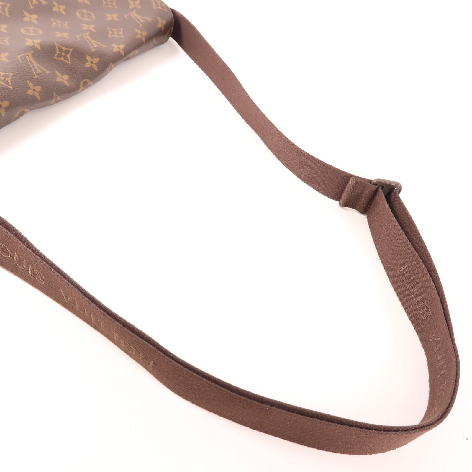 LOUIS VUITTON Monogram Beaubourg MM金扣斜挎包/肩背袋