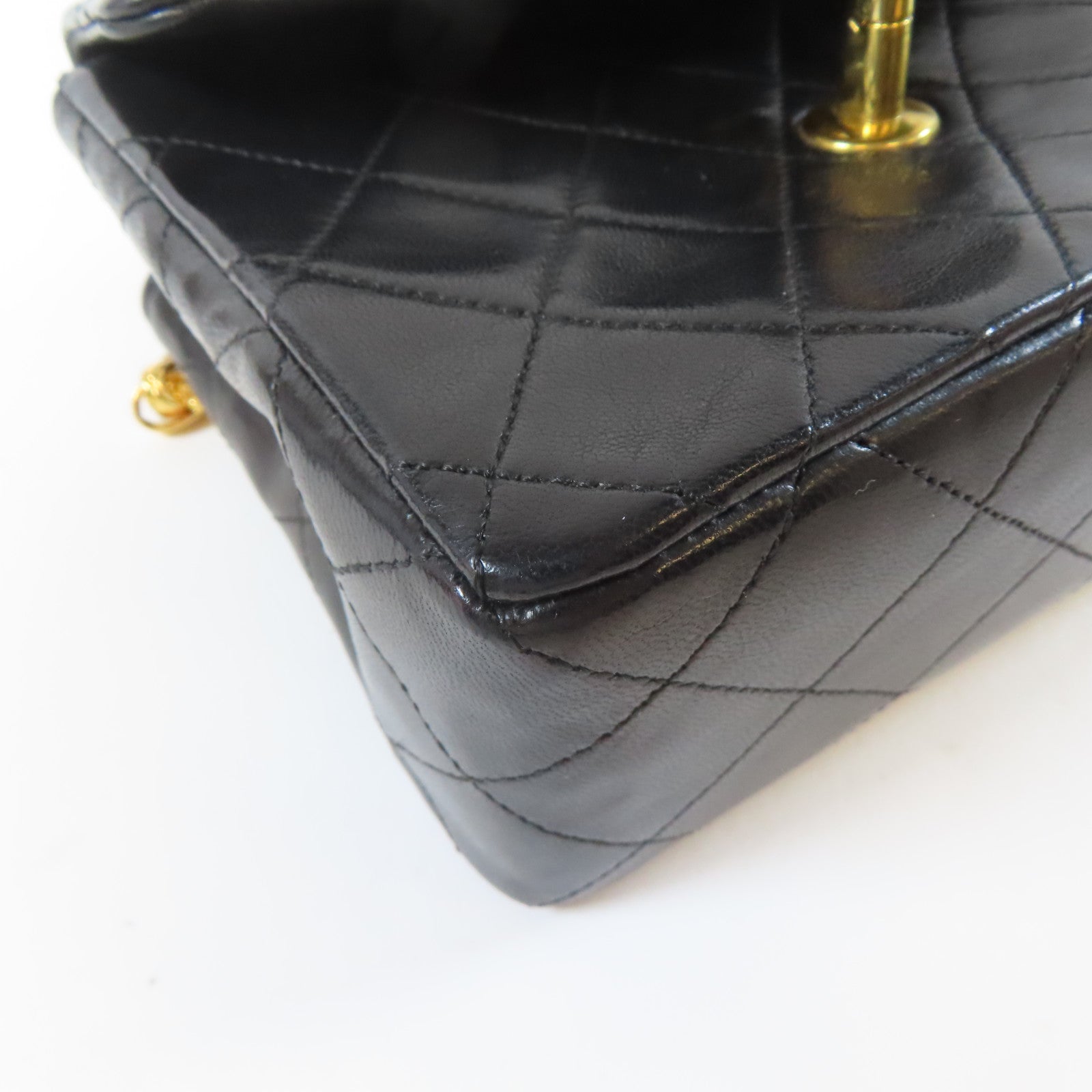 CHANEL 菱格羊皮皮革Vintage Chain Shoulder金扣鏈帶肩背袋黑色