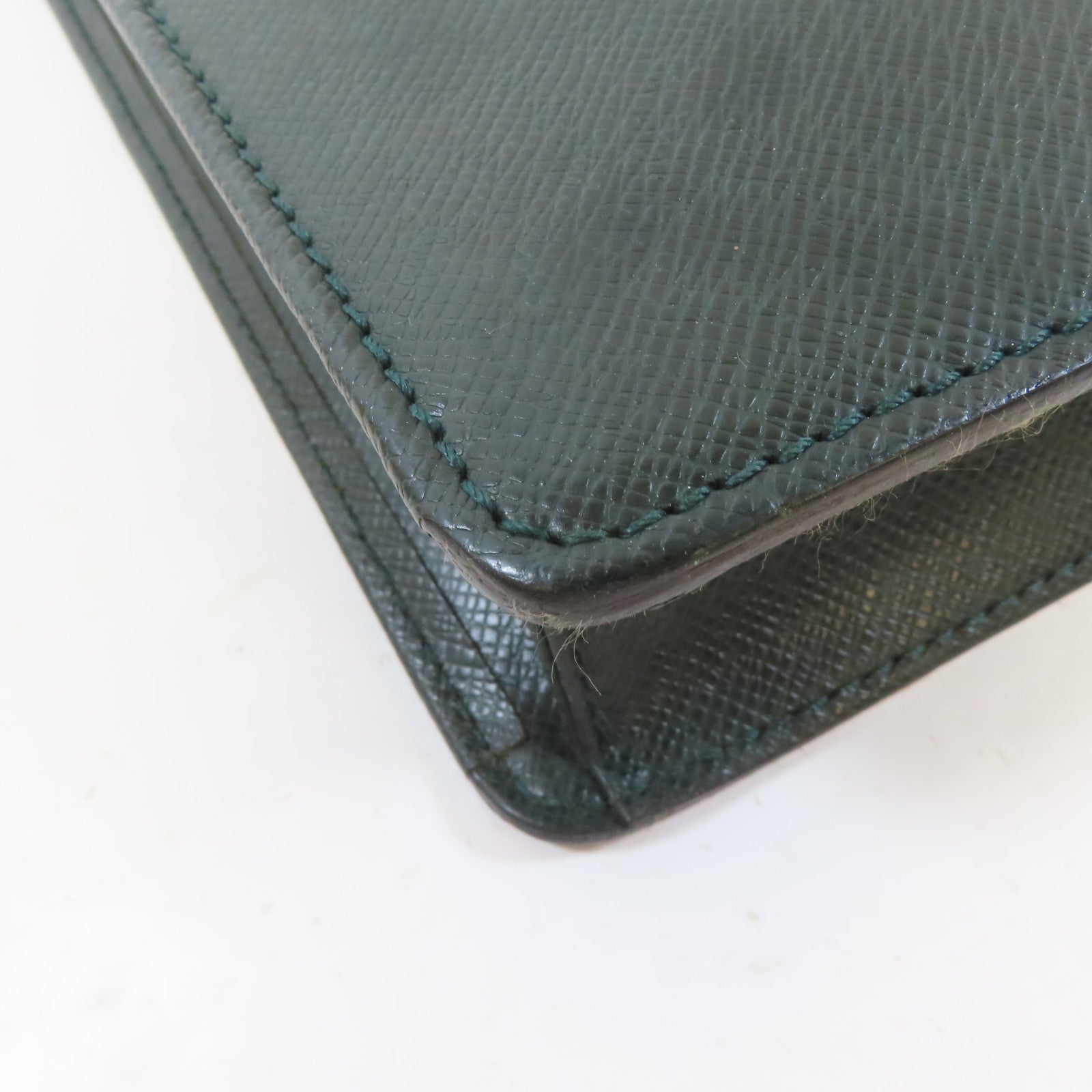 LOUIS VUITTON 【激減優惠】Taiga Business Bag金扣公事包綠色