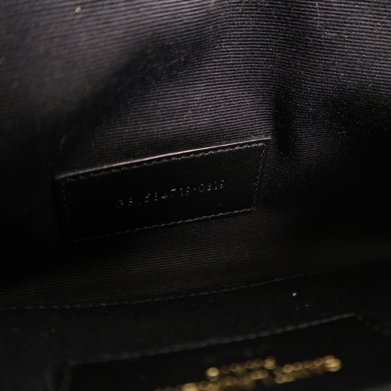 YVES SAINT LAURENT 牛皮皮革Cassandre Matelasse Pouch手拿包