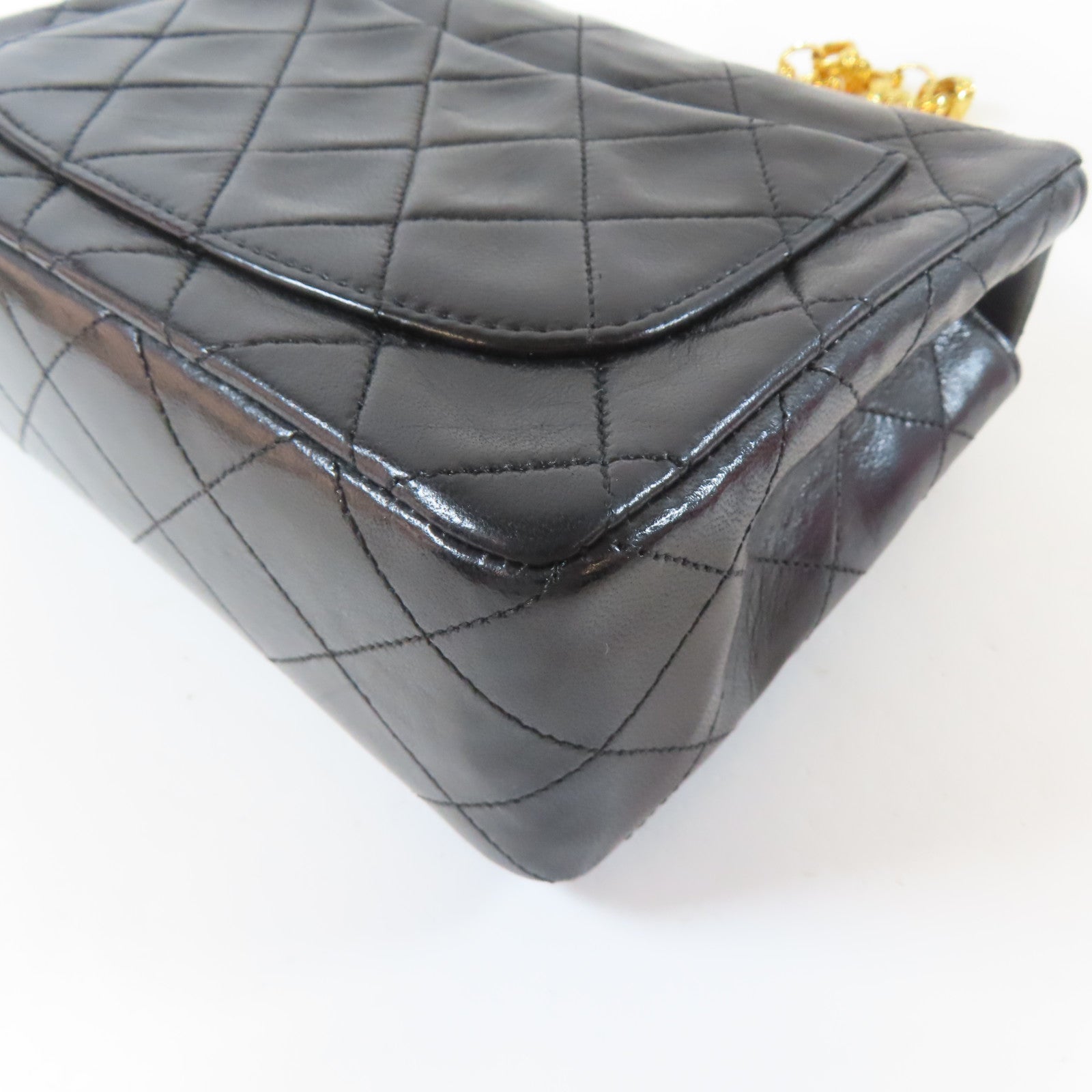 CHANEL 菱格羊皮皮革Vintage Chain Shoulder金扣鏈帶肩背袋黑色