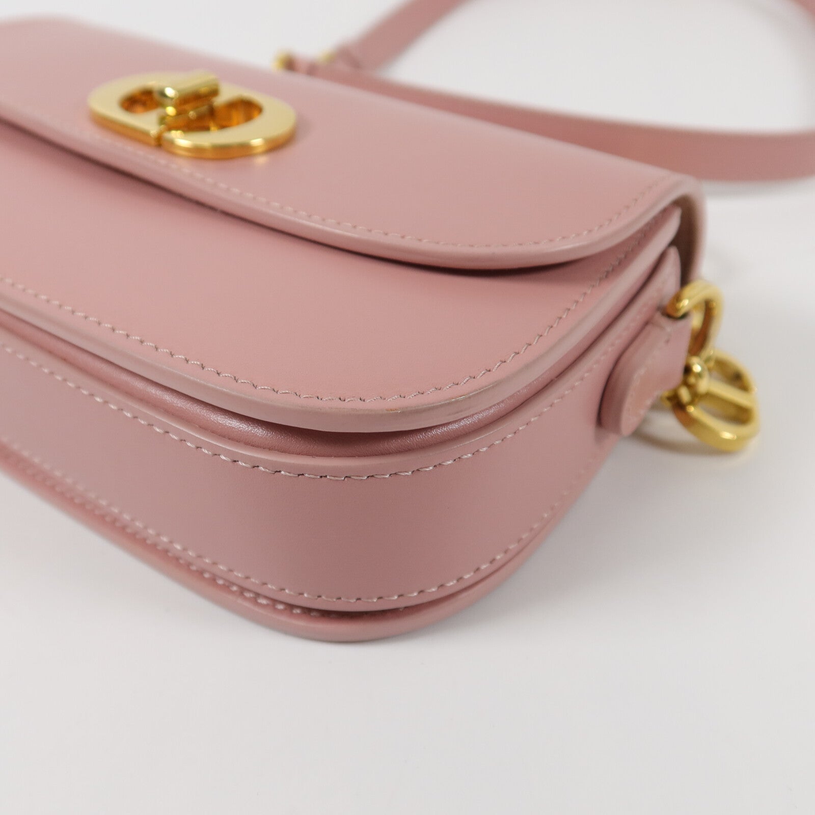 Dior 牛皮皮革30 Montaigne Avenue鏈帶肩背袋