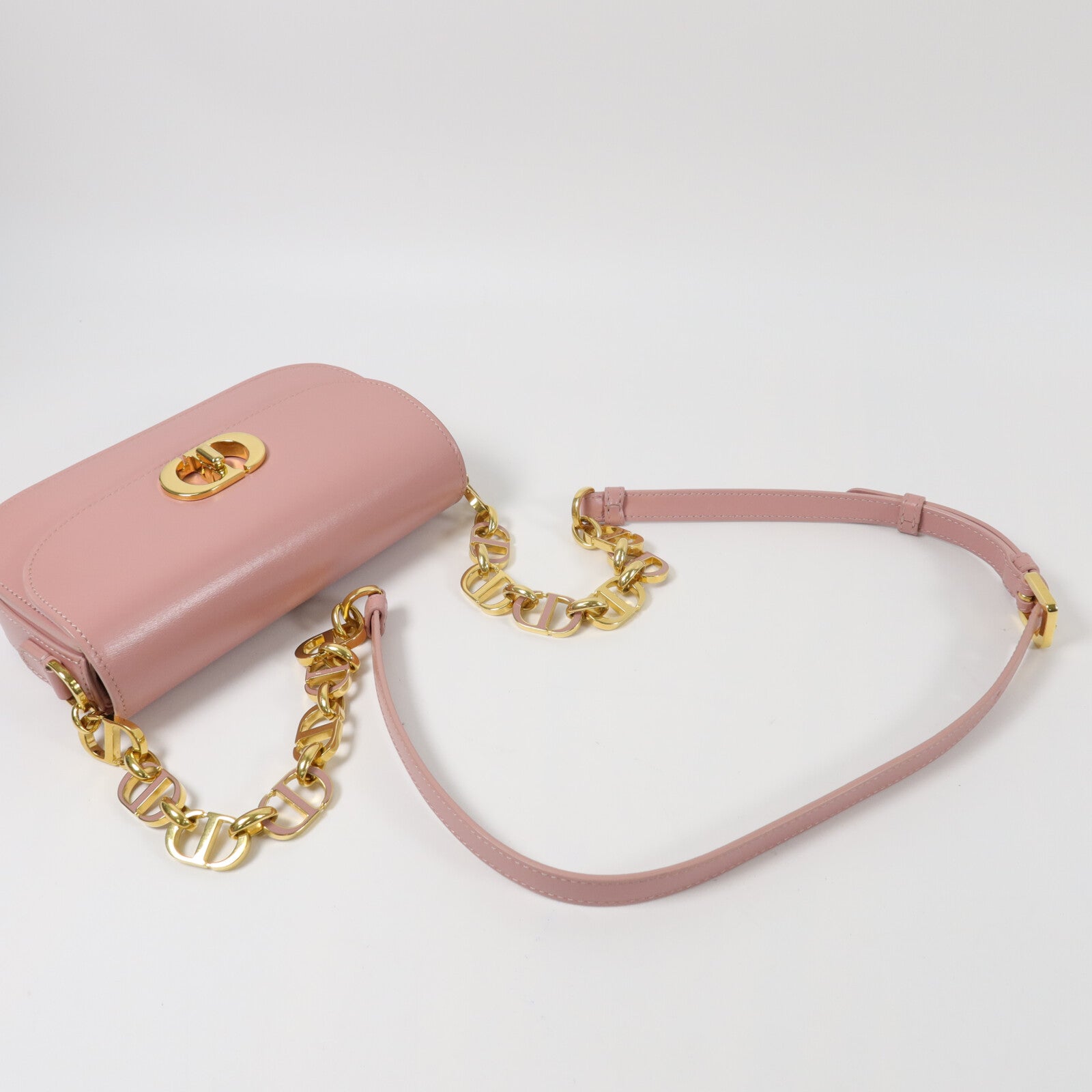 Dior 牛皮皮革30 Montaigne Avenue鏈帶肩背袋