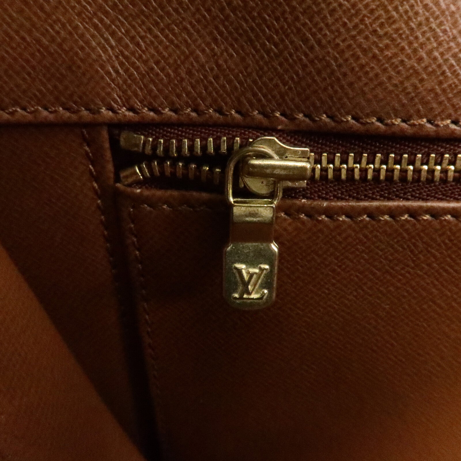 LOUIS VUITTON Monogram Dame GM Pouch手拿包