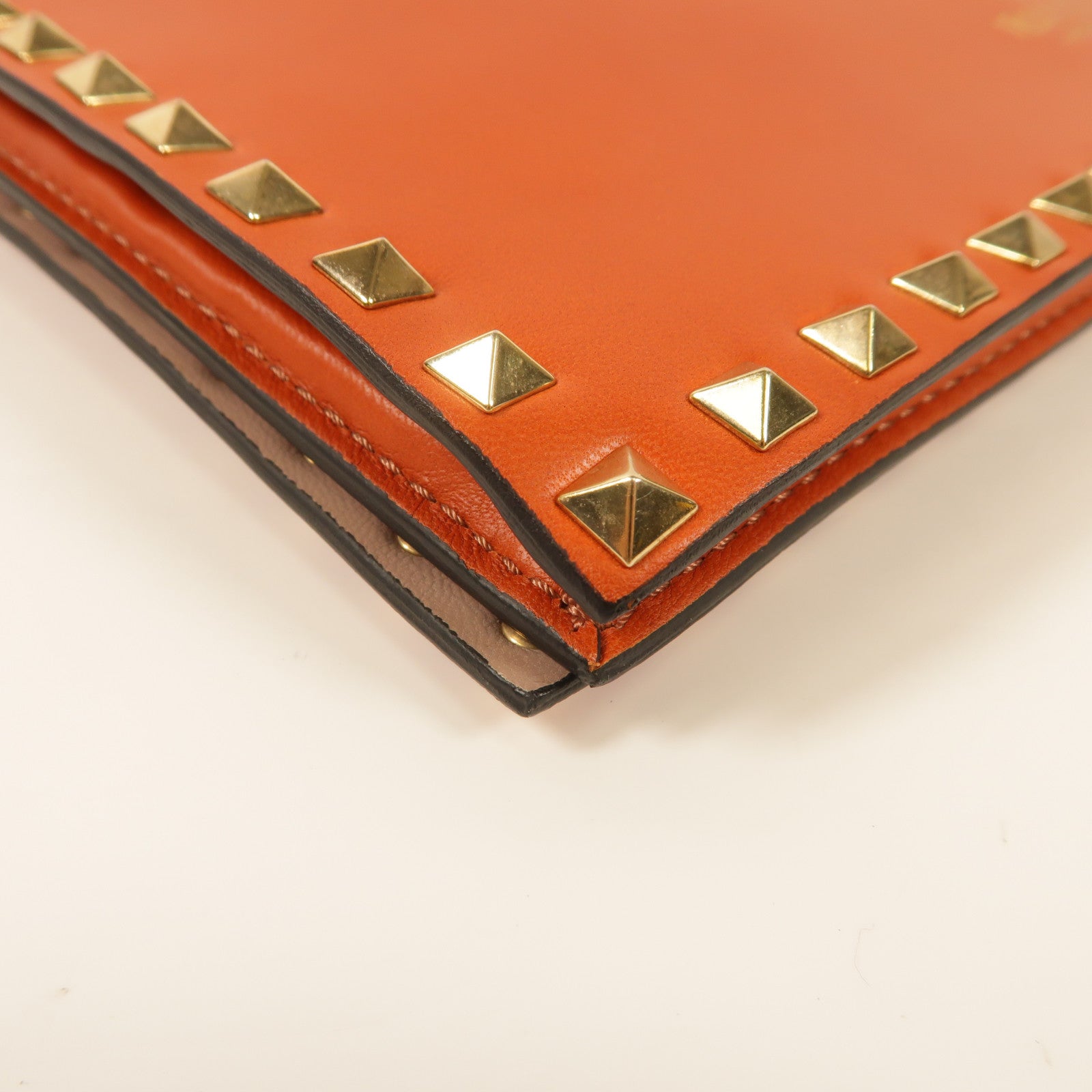 Valentino 【激減優惠】牛皮皮革Clutch金扣手拿包