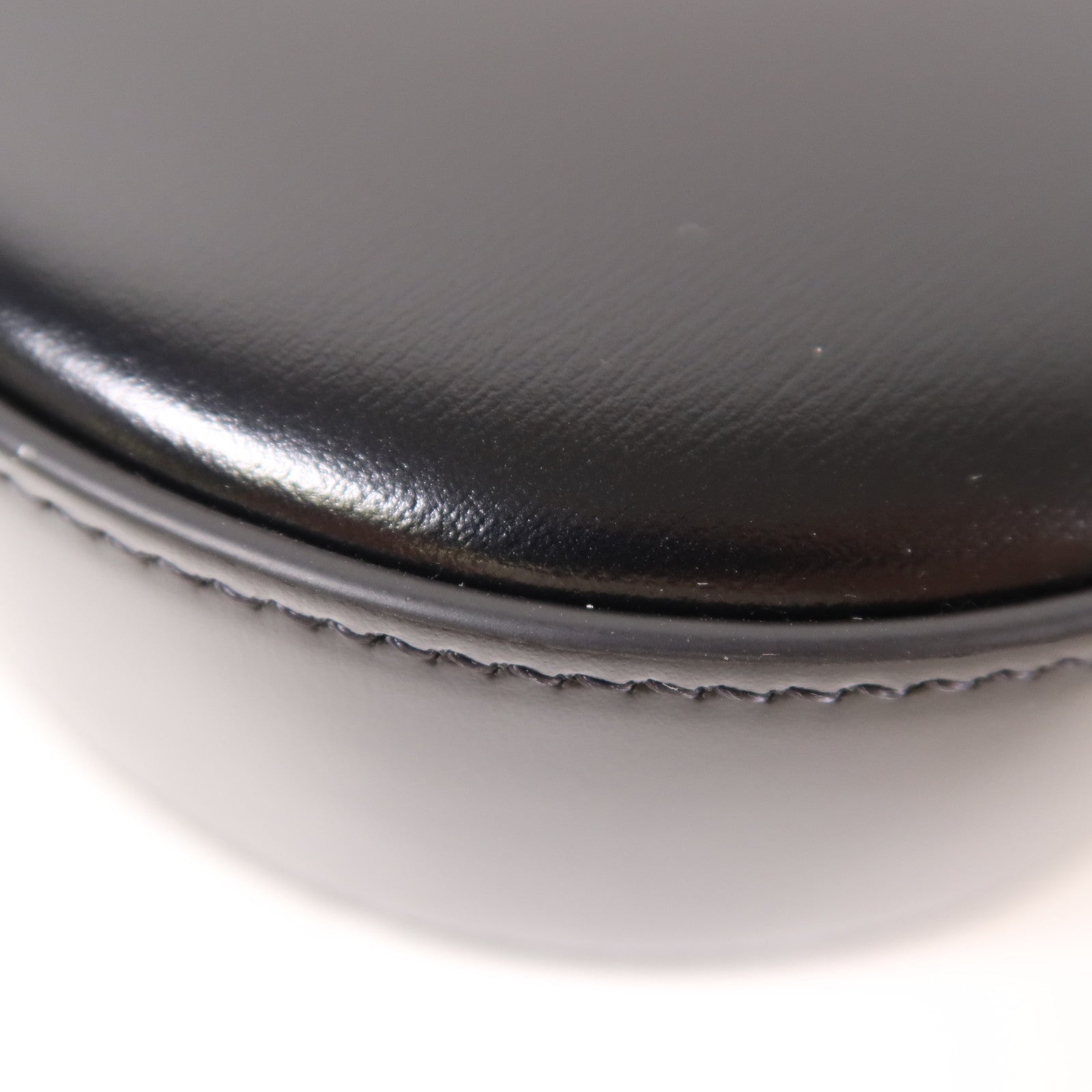 CELINE 牛皮皮革Medium Tilly Bag金扣肩背袋