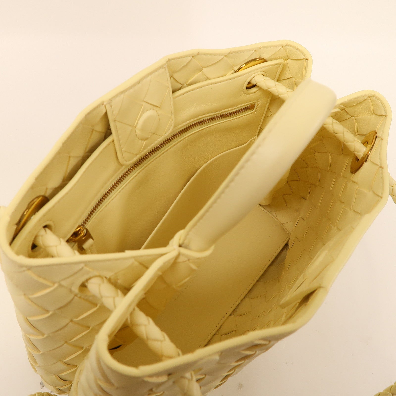 BOTTEGA VENETA 織紋皮革Small Andiamo With Chain金扣手挽肩背兩用袋黃色