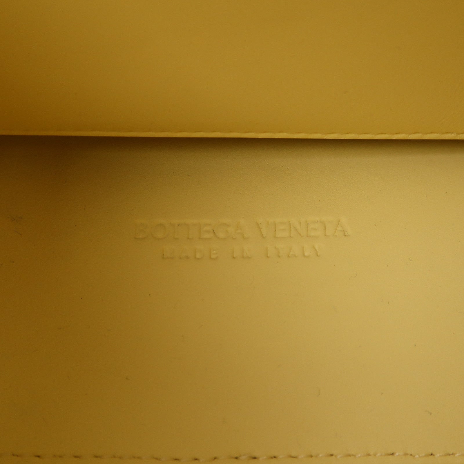 BOTTEGA VENETA 織紋皮革Small Andiamo With Chain金扣手挽肩背兩用袋黃色