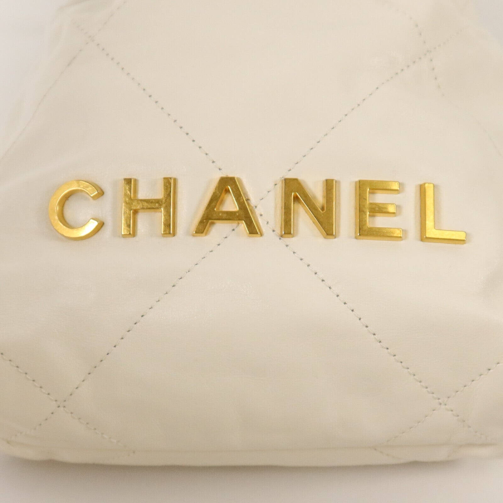 CHANEL 牛皮皮革Chanel 22 Mini金扣手挽肩背兩用袋