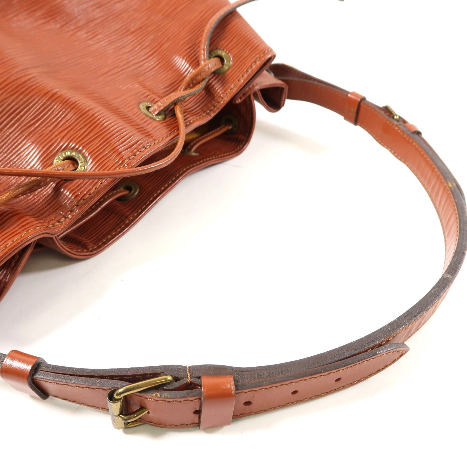 LOUIS VUITTON Epi Noe 金扣肩背袋啡色