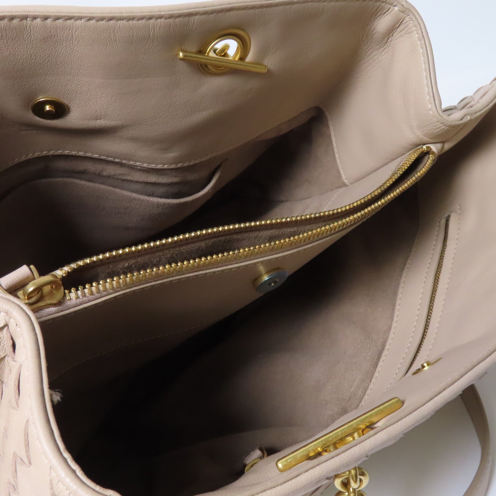 BOTTEGA VENETA 織紋皮革Shoulder Bag金扣鏈帶肩背袋米色