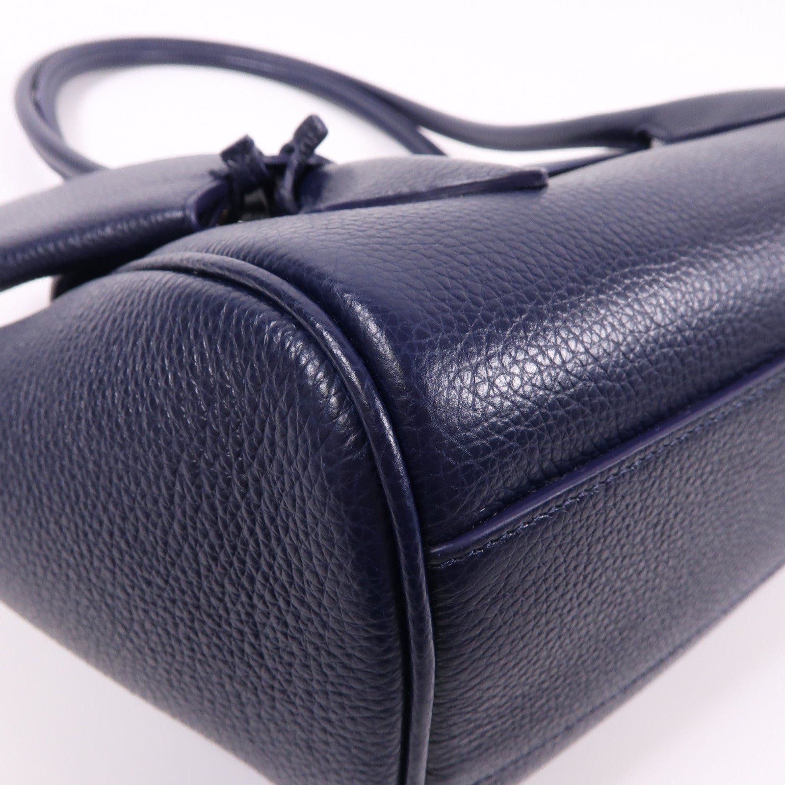 Salvatore Ferragamo 牛皮皮革Small East West Tote肩背袋