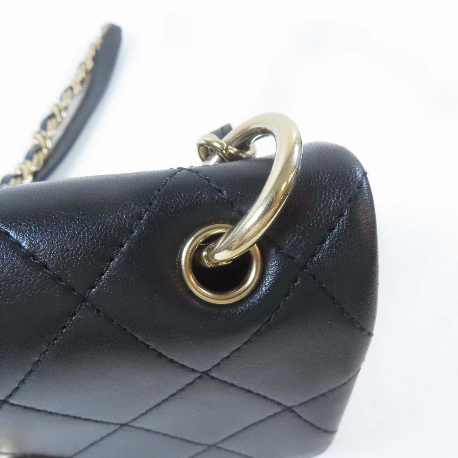 CHANEL 菱格羊皮皮革Flap Bag金扣鏈帶肩背袋黑色