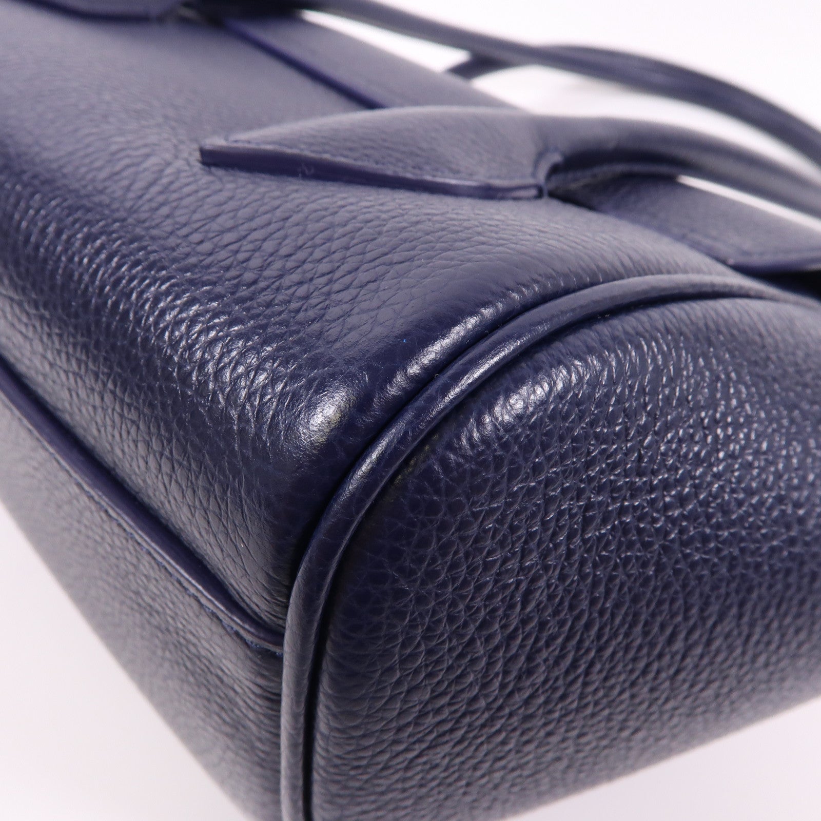 Salvatore Ferragamo 牛皮皮革Small East West Tote肩背袋