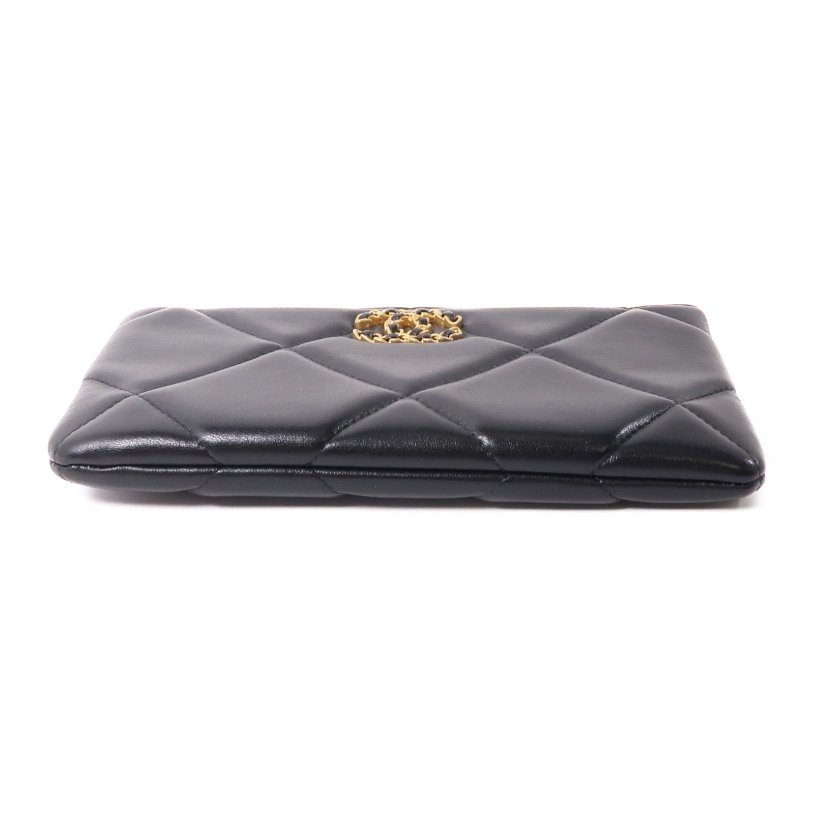 CHANEL 皮革Chanel 19 Pouch金扣手拿包黑色