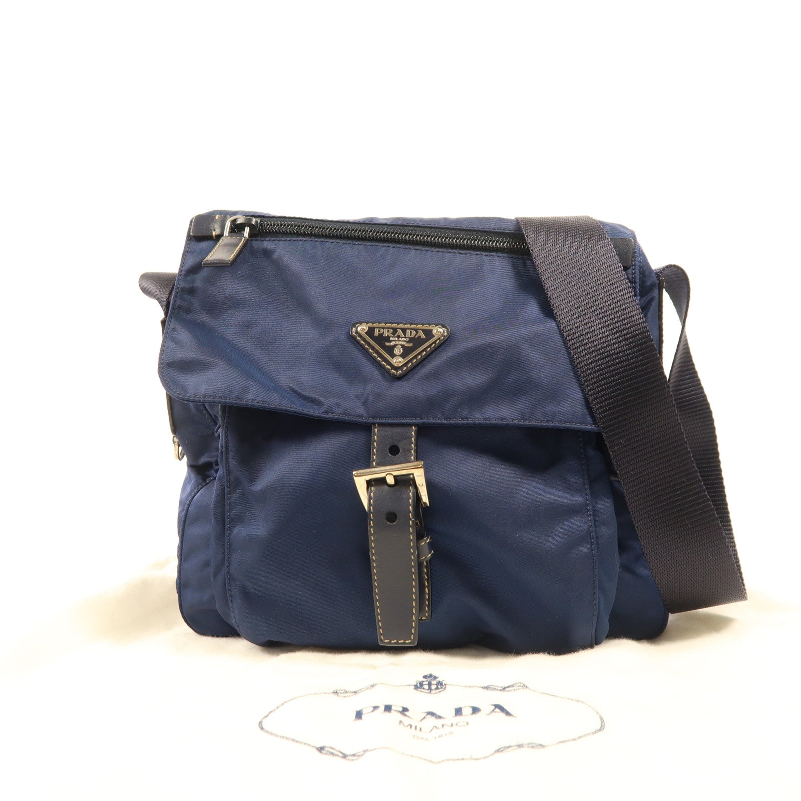 PRADA 尼龍Shoulder Bag銀扣肩背袋