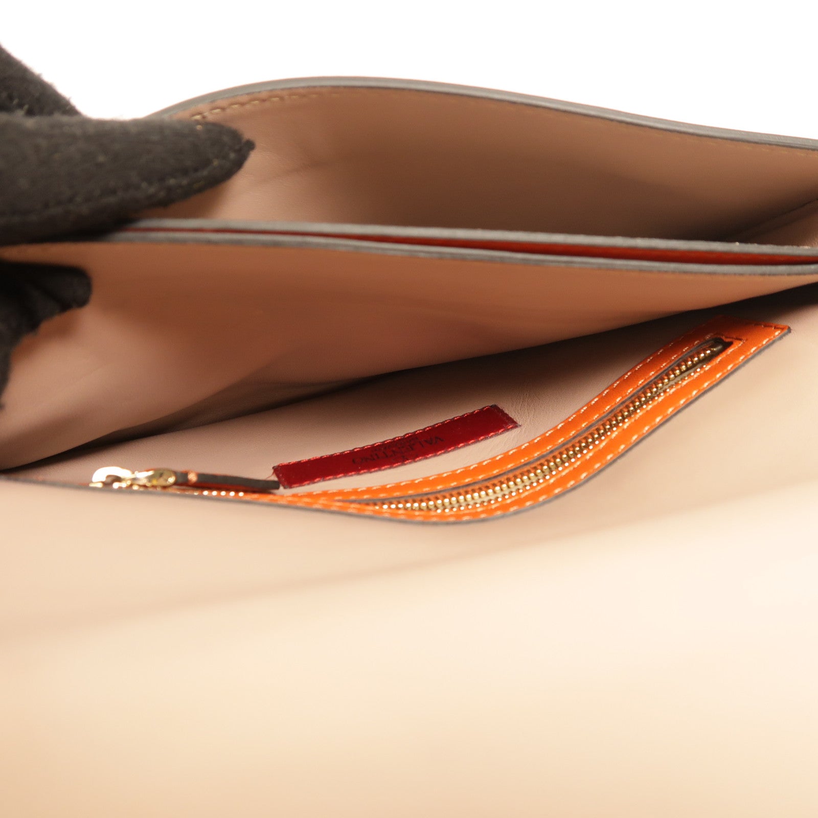 Valentino 牛皮皮革Clutch金扣手拿包