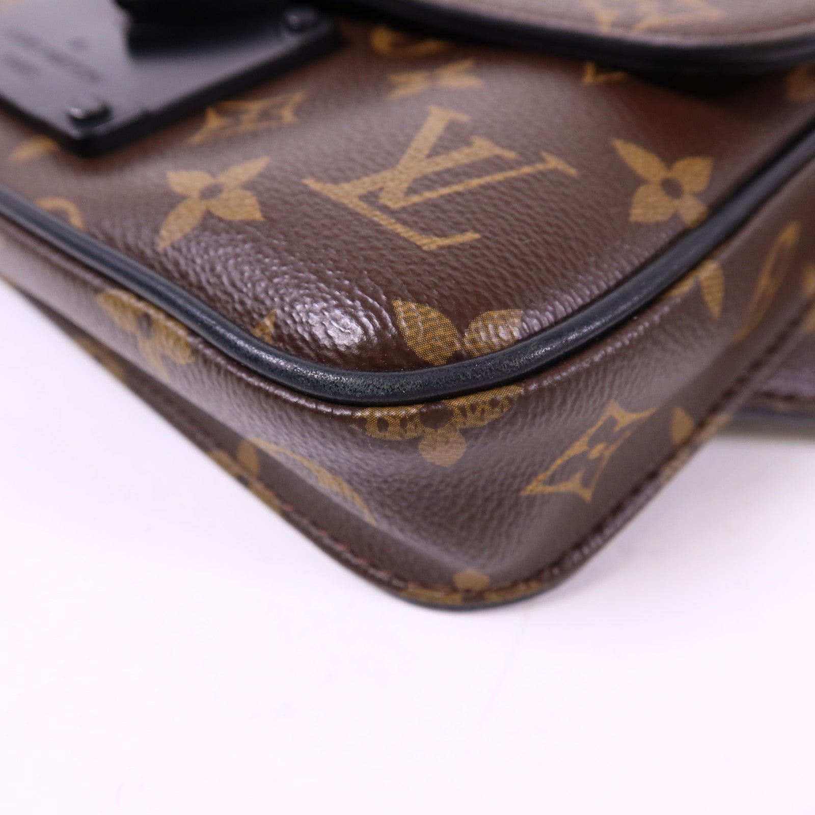 LOUIS VUITTON Monogram Macassar S Lock Sling Bag肩背袋